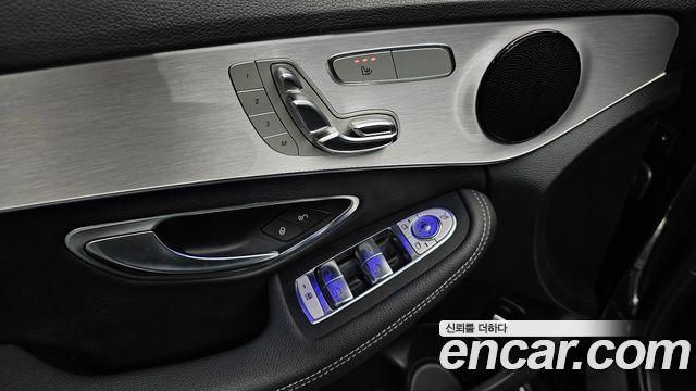 Mercedes-Benz C-Class (W205) C220 d 4MATIC 2020 — фото 28