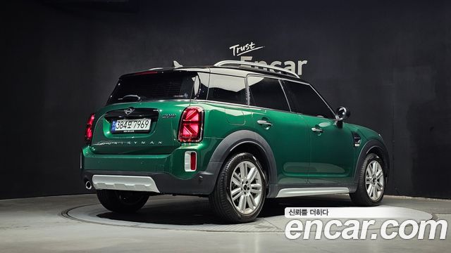 MINI Cooper Countryman Classic Plus Launch Pack 2nd Gen 2023 — фото 2