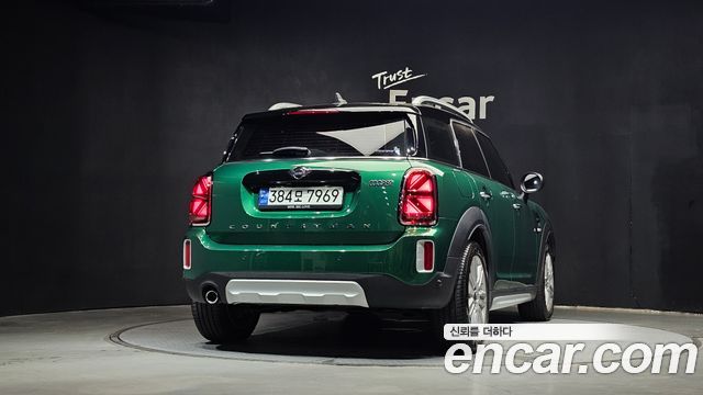MINI Cooper Countryman Classic Plus Launch Pack 2nd Gen 2023 — фото 4