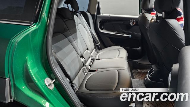 MINI Cooper Countryman Classic Plus Launch Pack 2nd Gen 2023 — фото 11