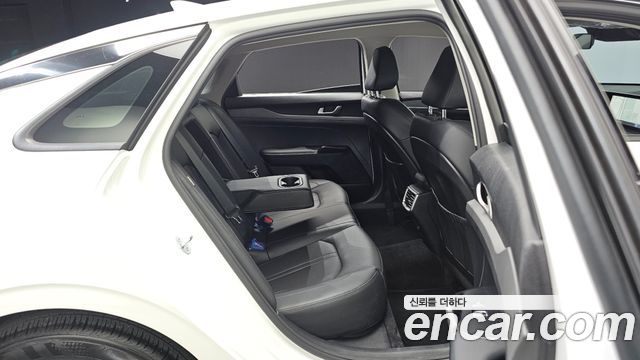 Kia K5 (III) 2.0 Prestige 2024 — фото 15