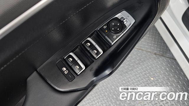 Kia K5 (III) 2.0 Prestige 2024 — фото 35