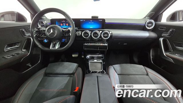 Mercedes-Benz A-Class (W177) AMG A45 S 4MATIC+ Hatchback 2025 — фото 7