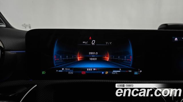 Mercedes-Benz A-Class (W177) AMG A45 S 4MATIC+ Hatchback 2025 — фото 8