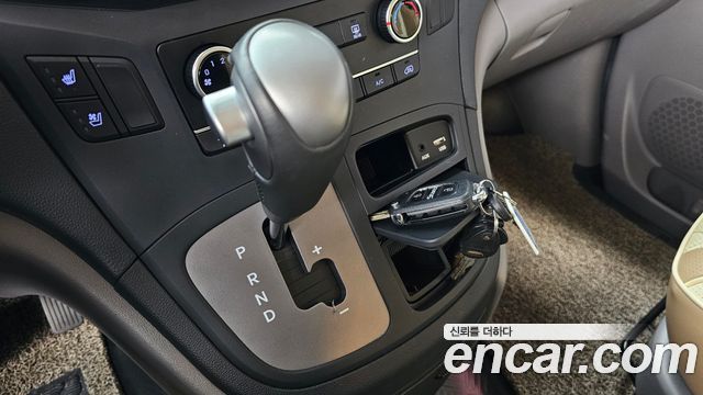 Hyundai Grand Starex Camping car 2021 — фото 9