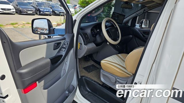Hyundai Grand Starex Camping car 2021 — фото 10