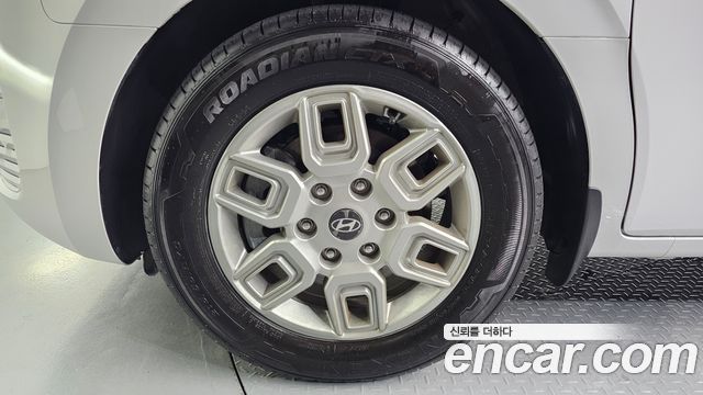 Hyundai Staria L3.5 Cargo 5-Seater Modern 2025 — фото 5