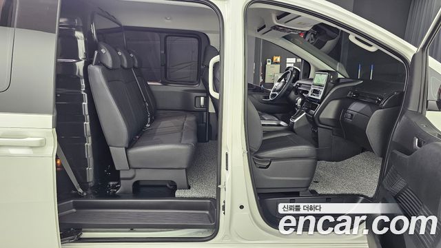 Hyundai Staria L3.5 Cargo 5-Seater Modern 2025 — фото 12