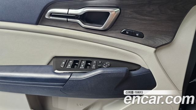Kia Sportage (V) Gasoline 1.6 Turbo 2WD Signature 2022 — фото 18