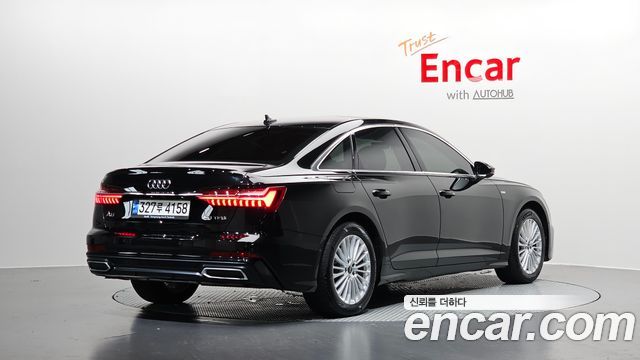 Audi A6 (C8) 45 TFSI Premium 2021 — фото 2
