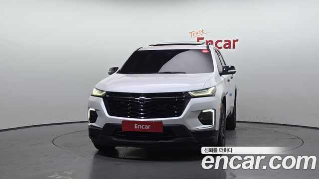 Chevrolet Traverse 3.6 AWD Redline 2023 — фото 3