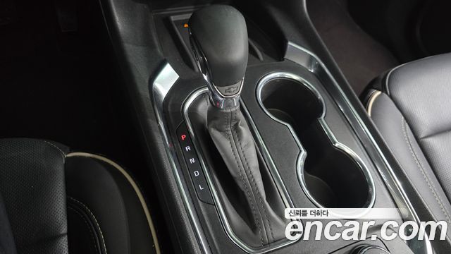 Chevrolet Traverse 3.6 AWD Redline 2023 — фото 9