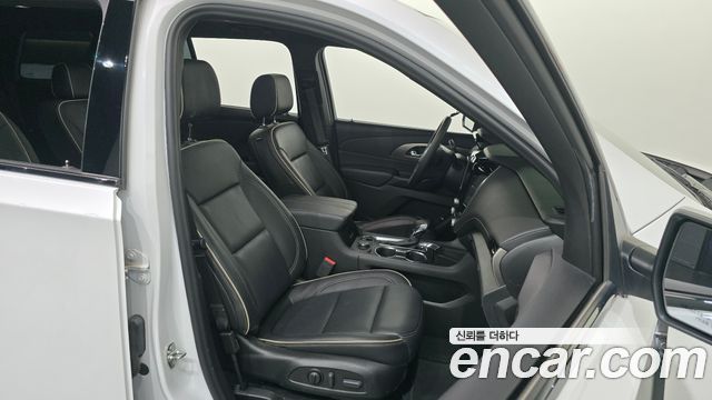 Chevrolet Traverse 3.6 AWD Redline 2023 — фото 26