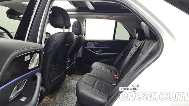 Mercedes-Benz GLE-Class (W167) GLE300d 4MATIC 2023 — фото 12
