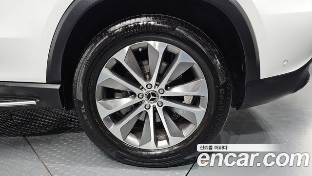 Mercedes-Benz GLE-Class (W167) GLE300d 4MATIC 2023 — фото 21
