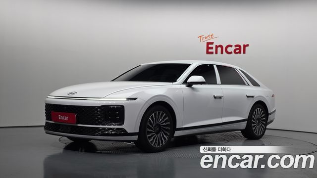 Hyundai Grandeur Hybrid (GN7) Calligraphy