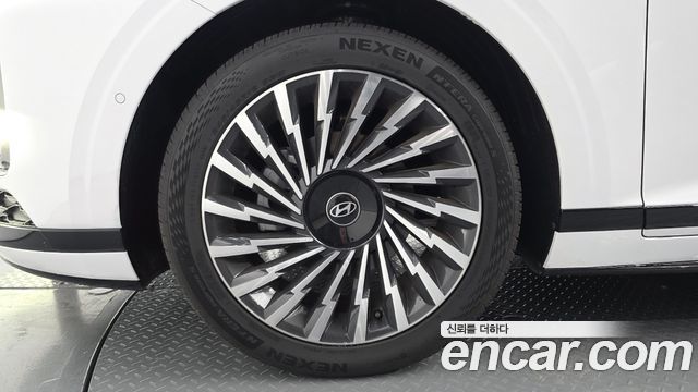 Hyundai Grandeur Hybrid (GN7) Calligraphy 2026 — фото 5