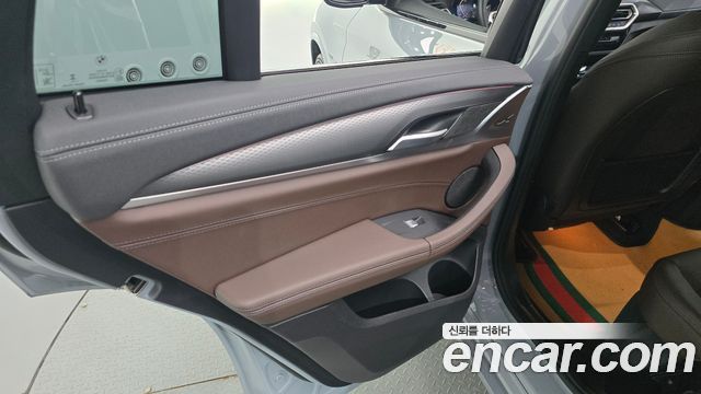 BMW X4 (G02) xDrive20i M Sport 2025 — фото 25