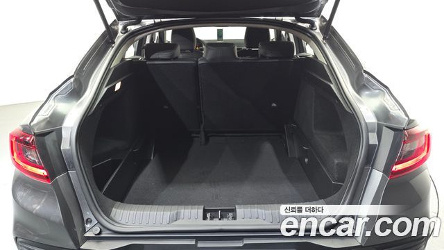 Renault Korea XM3 1.6 GTe RE 2023 — фото 17