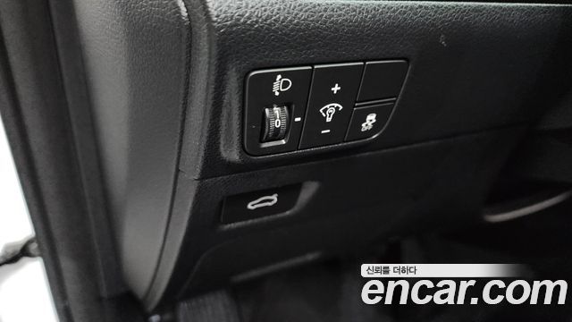Kia K5 (III) 2.0 LPi(Rent) Prestige 2024 — фото 31