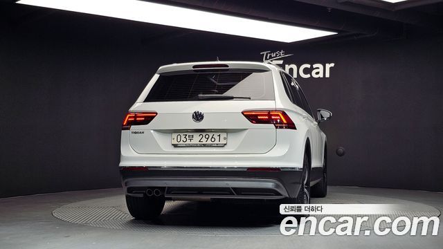 Volkswagen Tiguan (II) 2.0 TDI Prestige 2018 — фото 4