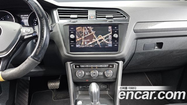 Volkswagen Tiguan (II) 2.0 TDI Prestige 2018 — фото 18