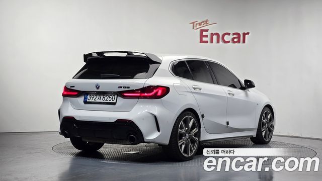 BMW 1 Series (F40) M135i xDrive First Edition 2022 — фото 2
