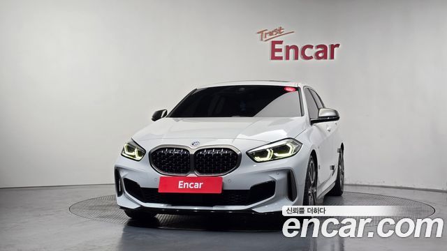 BMW 1 Series (F40) M135i xDrive First Edition 2022 — фото 3