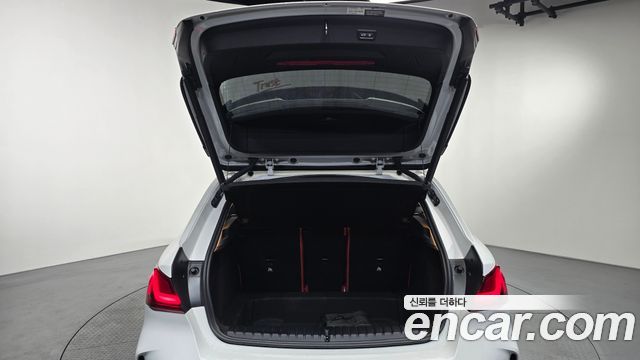BMW 1 Series (F40) M135i xDrive First Edition 2022 — фото 20