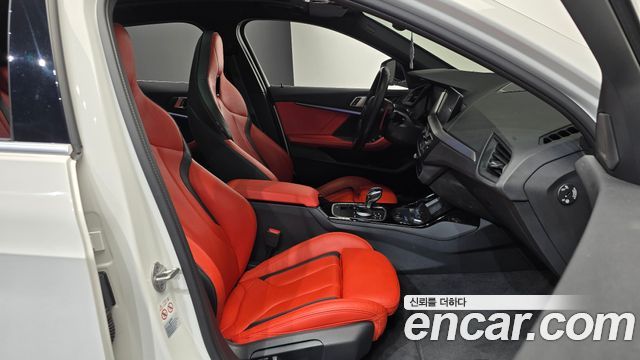BMW 1 Series (F40) M135i xDrive First Edition 2022 — фото 26