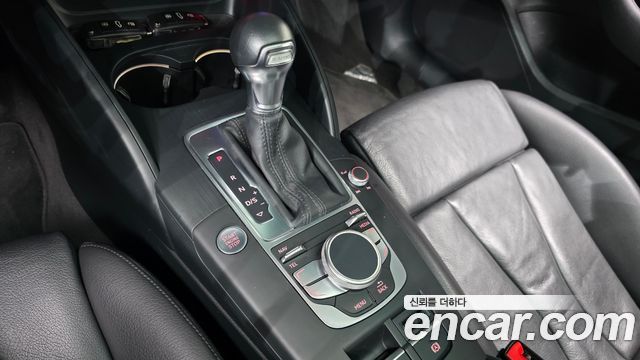 Audi A3 Spotback e-tron 8V 2016 — фото 9
