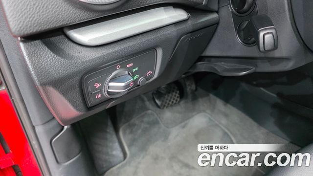 Audi A3 Spotback e-tron 8V 2016 — фото 16