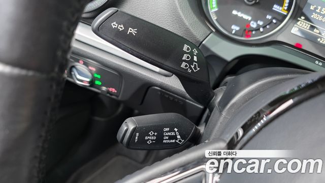 Audi A3 Spotback e-tron 8V 2016 — фото 17