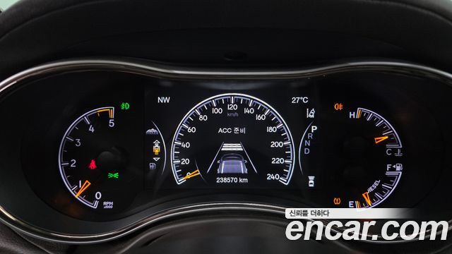 Jeep Grand Cherokee 3.0 Diesel Overland Summit WK2 2018 — фото 8