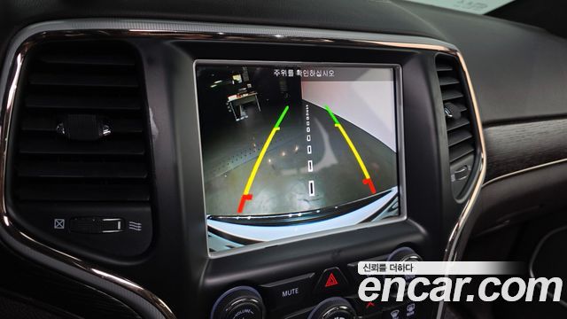 Jeep Grand Cherokee 3.0 Diesel Overland Summit WK2 2018 — фото 14
