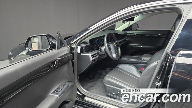 Hyundai Grandeur (GN7) 2,5 Gasoline 2WD Premium 2023 — фото 10