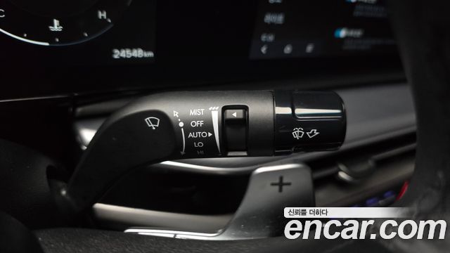 Hyundai Grandeur (GN7) 2,5 Gasoline 2WD Premium 2023 — фото 20