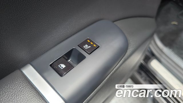 Hyundai Grandeur (GN7) 2,5 Gasoline 2WD Premium 2023 — фото 22