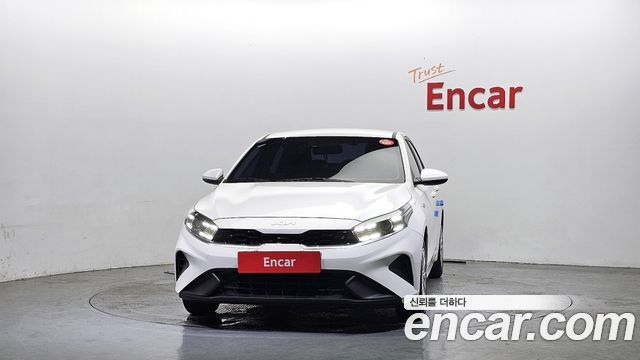 Kia K3 (II) 1.6 Trendy 2023 — фото 3