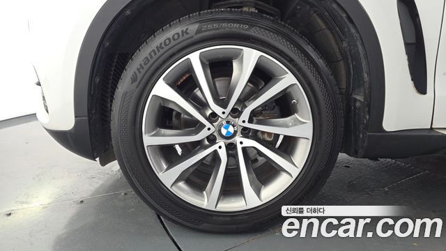 BMW X6 (F16) xDrive 30d 2016 — фото 5