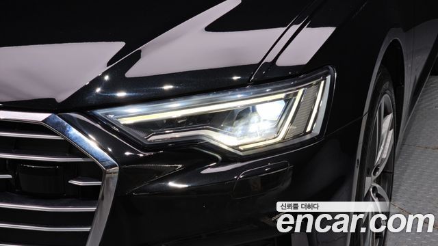 Audi A6 (C8) 45 TFSI Premium 2022 — фото 28