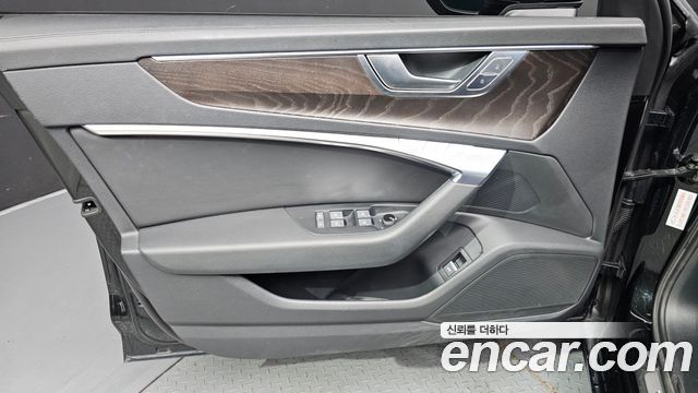 Audi A6 (C8) 45 TFSI Premium 2022 — фото 30