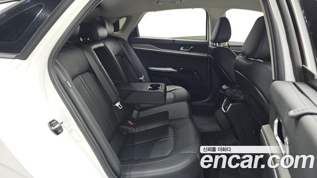 Kia K5 (III) 2.0 Noblesse 2024 — фото 12