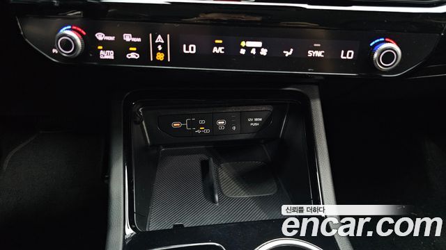 Kia K5 (III) 2.0 Noblesse 2024 — фото 18