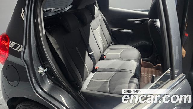 Chevrolet Spark Premier 2022 — фото 11