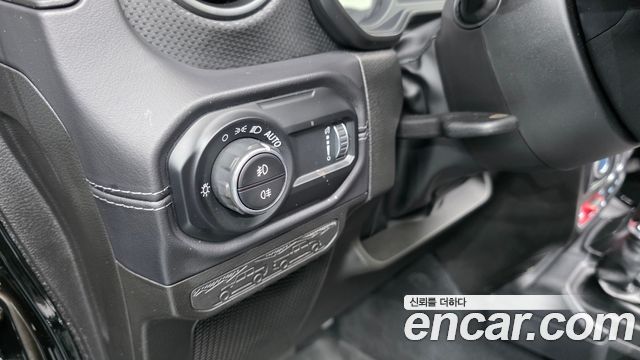 Jeep Wrangler (JL) 2.0 Rubicon Power Top 4Door 2025 — фото 20