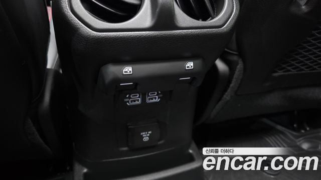Jeep Wrangler (JL) 2.0 Rubicon Power Top 4Door 2025 — фото 29