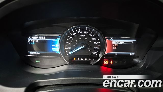 Ford Explorer 2.3 Limited 4WD 5th 2019 — фото 8
