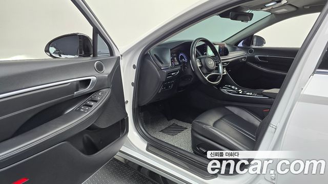 Hyundai Sonata (DN8) 2.0 Premium Plus 2022 — фото 10
