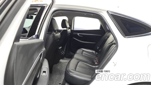 Hyundai Sonata (DN8) 2.0 Premium Plus 2022 — фото 16